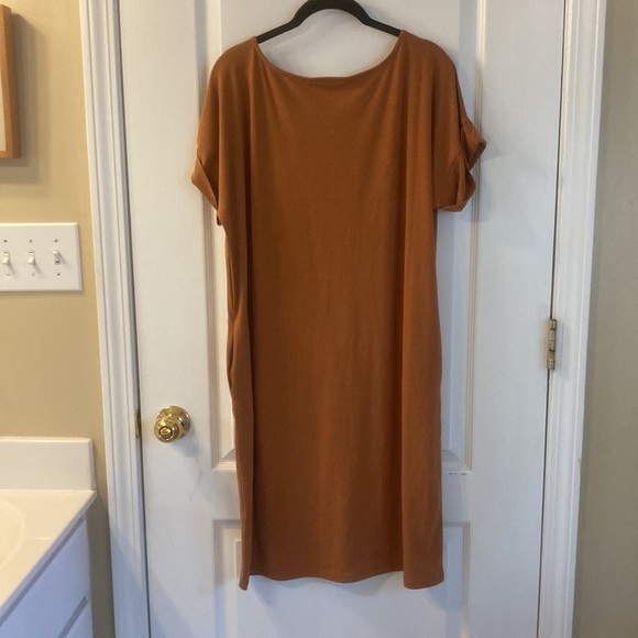 Zenana Slouchy Burnt Sienna Shift Dress with Pockets - Picture 3 of 4